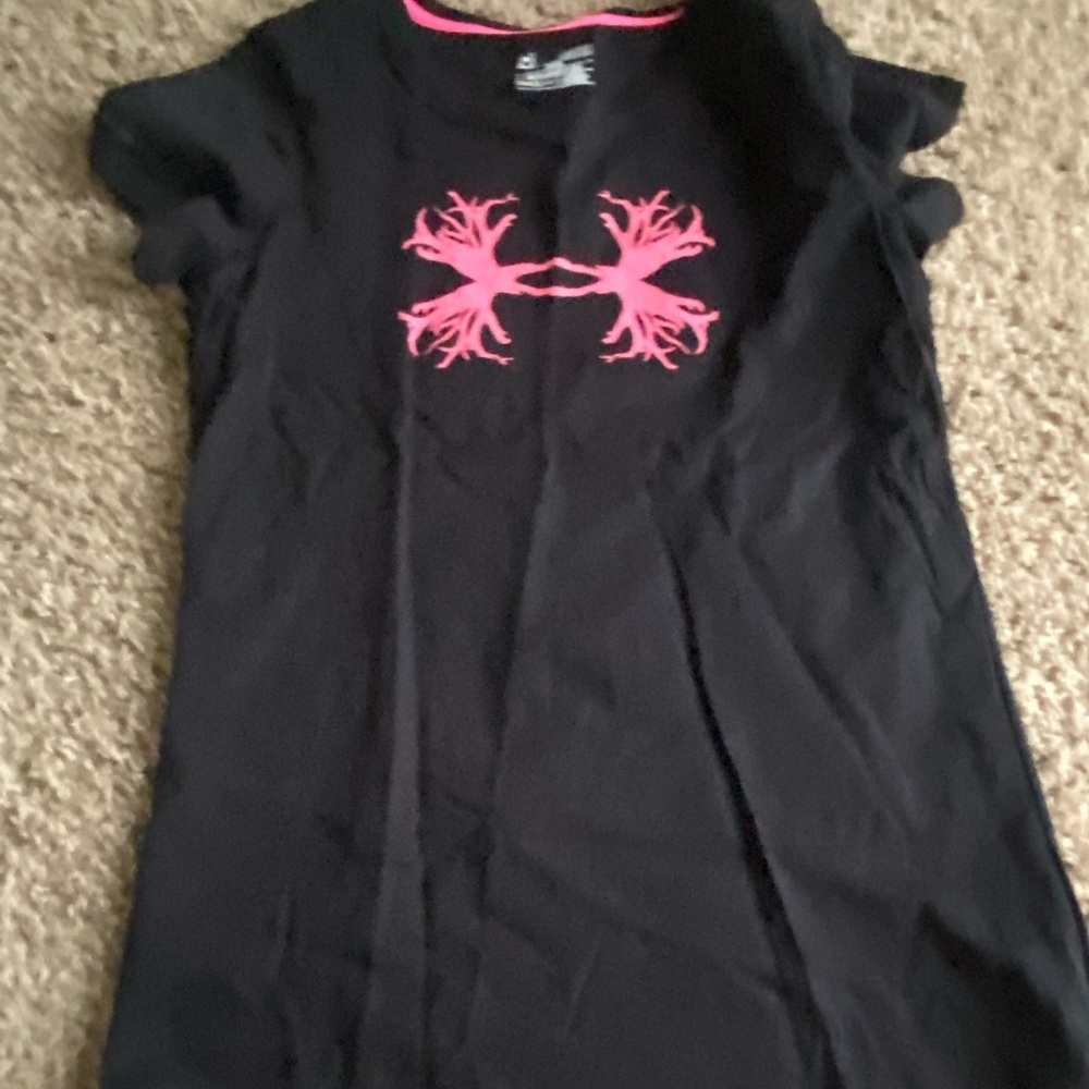 Like New - Under Armour Tee